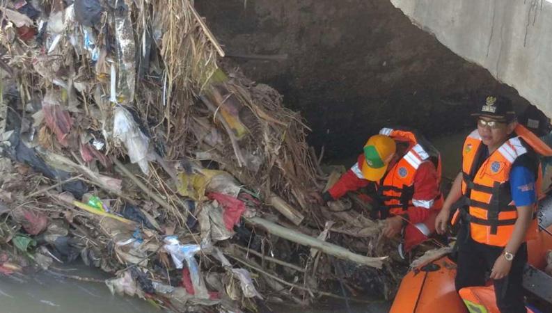 Pemkab Bekasi Investigasi Pencemaran Kali Sadang akibat Limbah Pabrik