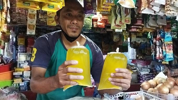 Subsidi Dicabut, Pedagang Keluhkan Sulit Dapat Stok Minyak Goreng Curah dari Distributor  