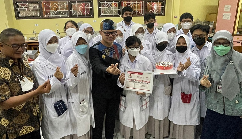 Bima Arya Beri Kejutan Pelajar dan Kado e-KTP di Hari Jadi Bogor ke-540