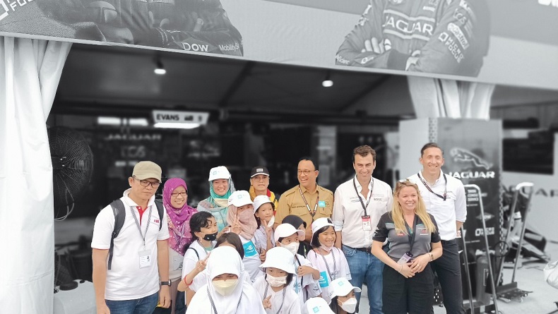 Puluhan Anak Antusias Ikut Program Girls On Track Formula E di Ancol