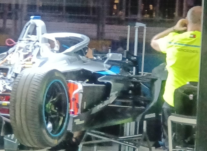 Balapan di Jakarta Usai, Mobil Formula E Langsung Dibongkar
