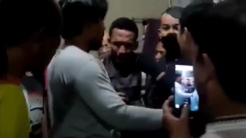Satpam di Sidoarjo Nekat Jambret HP, Menangis saat Ditangkap Massa