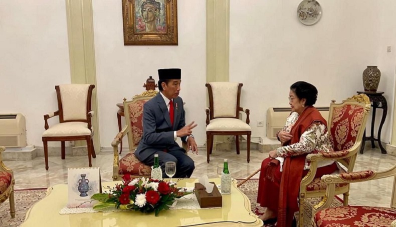 Ketika Megawati Tersenyum sambil Geleng-Geleng Kepala Jawab Isu Kerenggangan dengan Jokowi