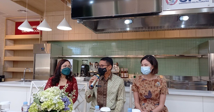Sandiaga Uno Optimistis Lulusan Fakultas Pariwisata UPH Bangkitkan Pariwisata di Indonesia