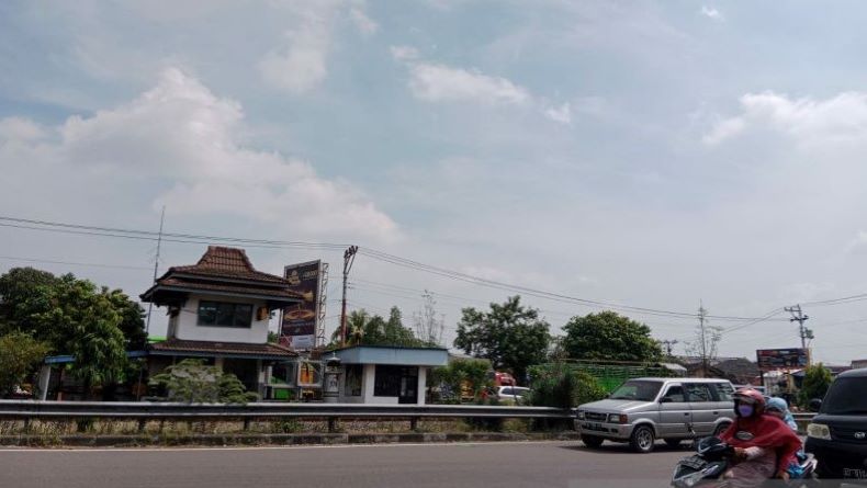 Terdampak Proyek Rel Layang di Solo, Pedagang Pasar Joglo Dipindah ke Lokasi Baru