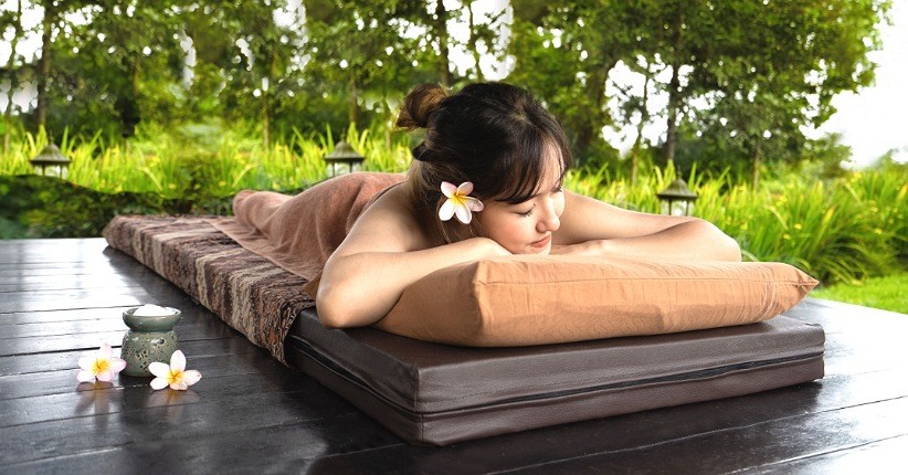 Check This Out! Di Lido Lake Resort Ada Free Special Body Treatment untuk Para Ibu
