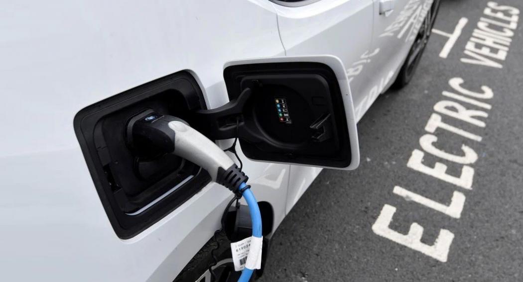 Bukti Mobil Listrik Lebih Menguntungkan Dibanding Mobil Bensin