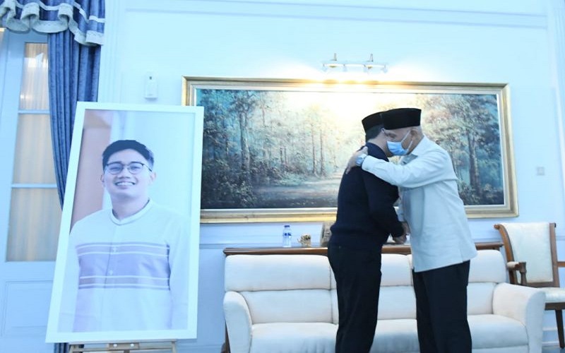 Jenazah Eril Anak Ridwan Kamil Tiba di Bandara Soetta 12 Juni