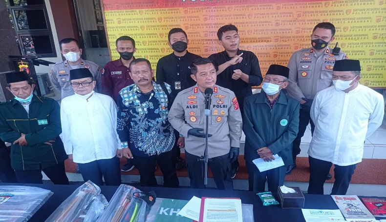 2 Petinggi Khilafatul Muslimin Purwakarta dan Karawang Ditangkap, Polisi Temukan Panah