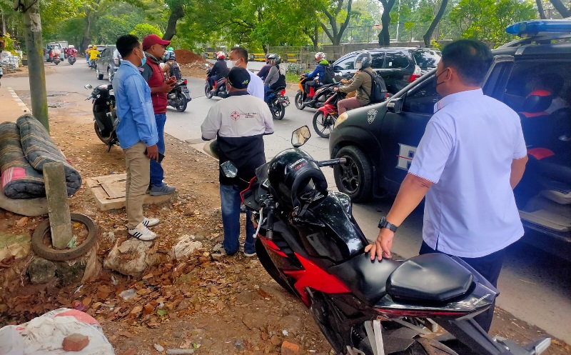 Tujuh Debt Collector Gadungan Ditangkap saat Hendak Rampas Motor Warga Cengkareng