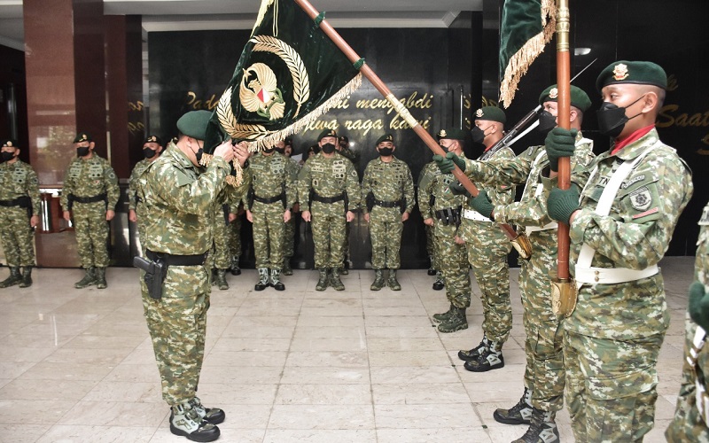 Pangkostrad Pimpin Sertijab, Brigjen TNI Syafrial Resmi Jabat Pangdivif 2 Kostrad