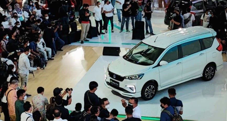Akan Diekspor Ke-12 Negara, Suzuki Ertiga Low MPV Hybrid Pertama Diproduksi di Indonesia