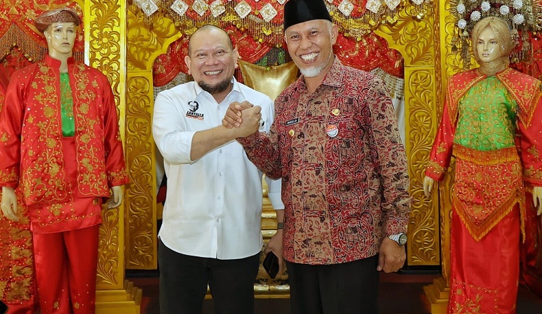 Dukung Perkembangan Batik Pesisir Selatan, LaNyalla : Bisa Bantu Pulihkan Ekonomi