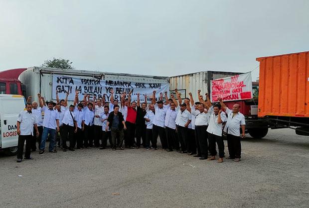 Puluhan Pegawai Damri Logistik Mengaku Belum Terima Gaji hingga Setahun Lebih