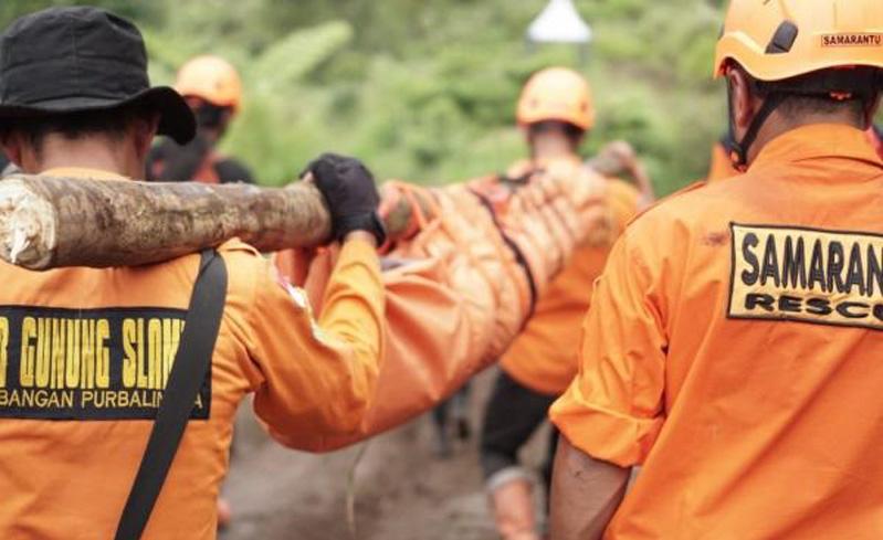 Pendaki asal Sukabumi Tewas di Gunung Slamet, Evakuasi Berlangsung Dramatis