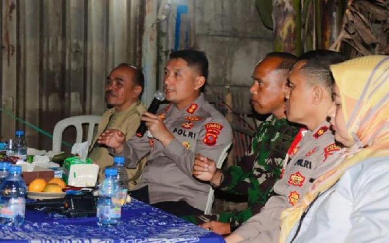 Polres Karawang Dirikan 120 Poskamling, Wajibkan Polisi Ronda Bareng Warga