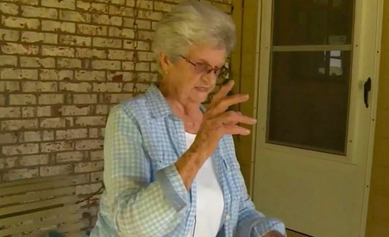 Wow, Perempuan 90 Tahun Ini Nekat Duel dengan Beruang Setelah Diganggu saat Tiduran di Rumah