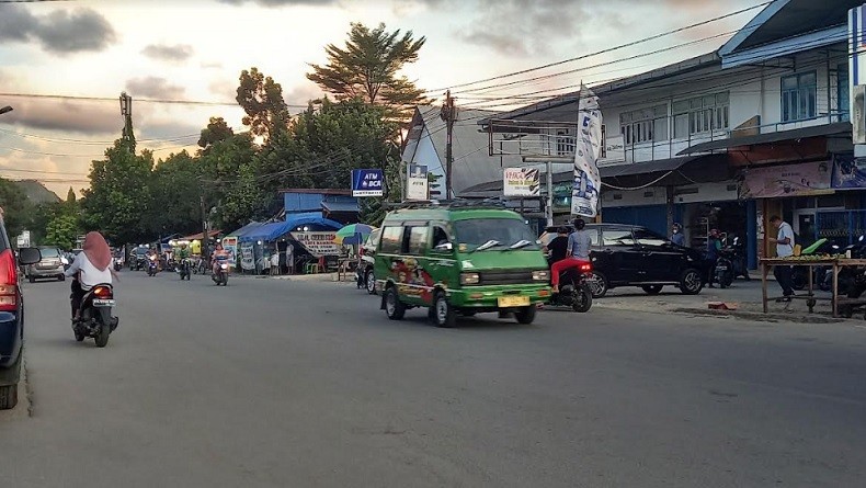 Harga BBM Mahal dan Stok Terbatas, Sopir Angkot di Jayapura Mogok Beroperasi 