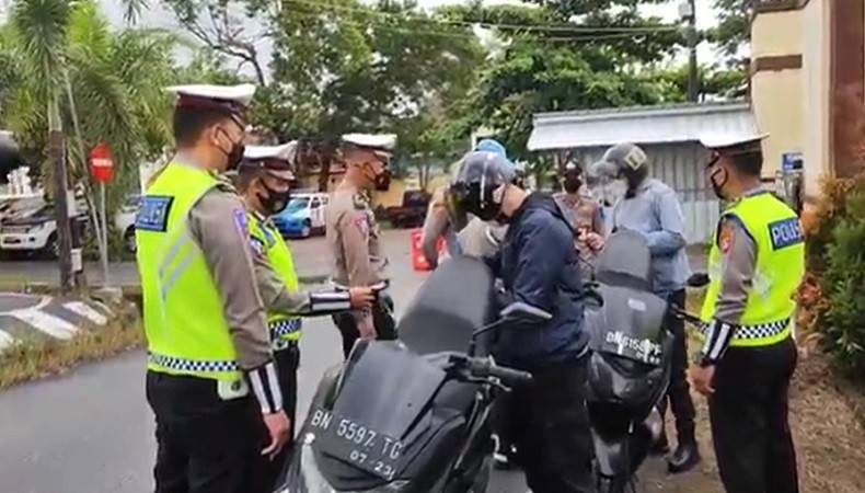 7 Polisi di Babel Terjaring Razia Kendaraan, Tak Bawa STNK hingga SIM Habis