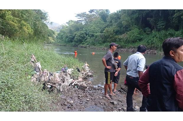 Ajak Anak Istri Bunuh Diri, Pria Ini Hilang di Sungai Opak