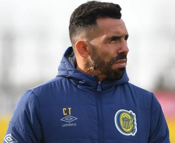 Carlos Tevez Resmi Latih Klub Papan Atas Argentina, Pernah Diperkuat Eks Pelita Jaya