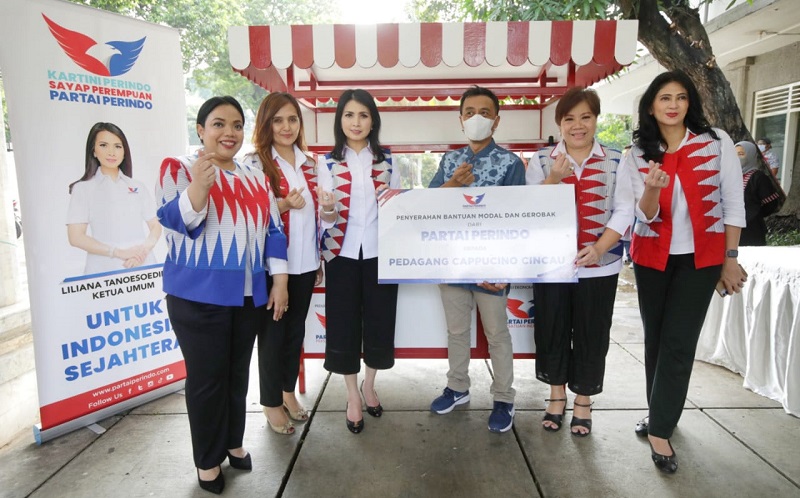 Terima Bantuan Gerobak dari Perindo, Penjual Mi Ayam: Alhamdulillah Terima Kasih