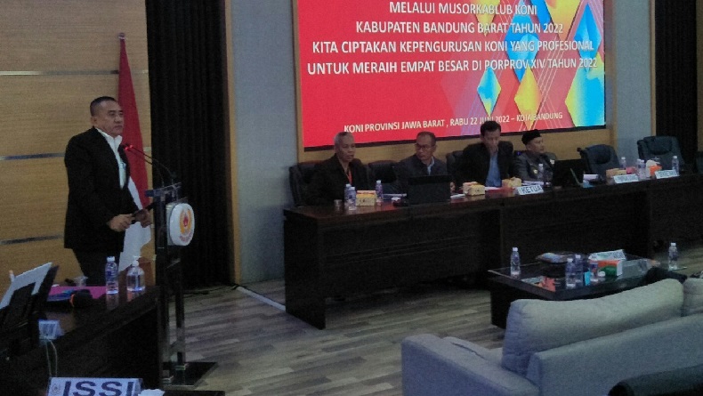 Agus Mulya Unggul atas Sonya Fatmala Istri Plt Bupati di Musorkablub KONI KBB