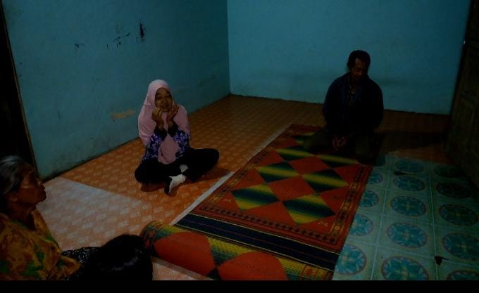 Pria yang Mengajak Anak Istri Bunuh Diri Sempat Beli Bunga dan Kemenyan