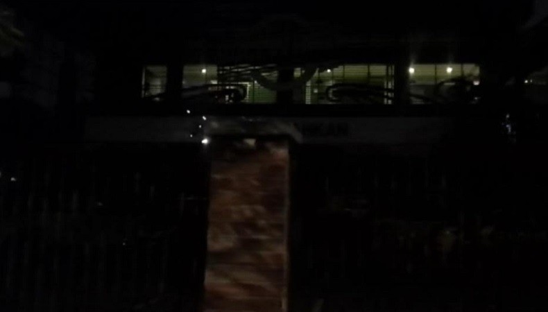 Holywings Tanjung Duren Dijaga Polisi Antisipasi Aksi Penggerudukan Ormas