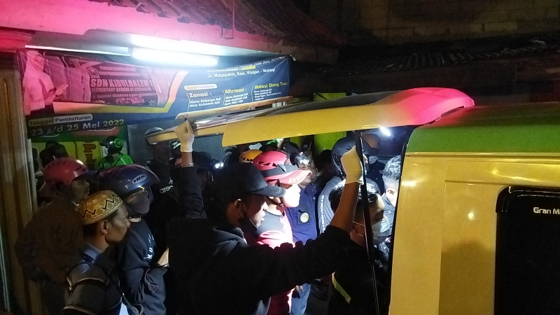 Pria yang Melompat ke Sungai Brantas Ditemukan Tewas, Ini Ciri-Cirinya