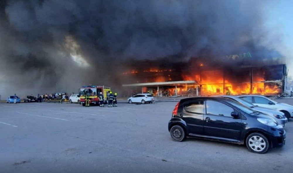 Rudal Rusia Hantam Pusat Perbelanjaan di Kremenchuk Ukraina, 16 Orang Dilaporkan Tewas