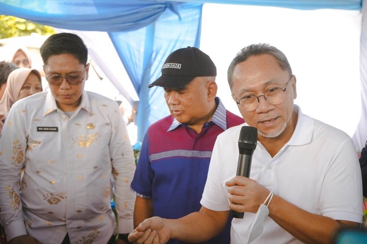 Kunjungi Donggala, Mendag Zulhas Pastikan Harga Minyak Goreng Curah Sesuai HET