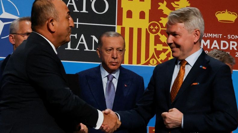 Melunak, Turki Akhirnya Beri Restu Finlandia dan Swedia Gabung NATO