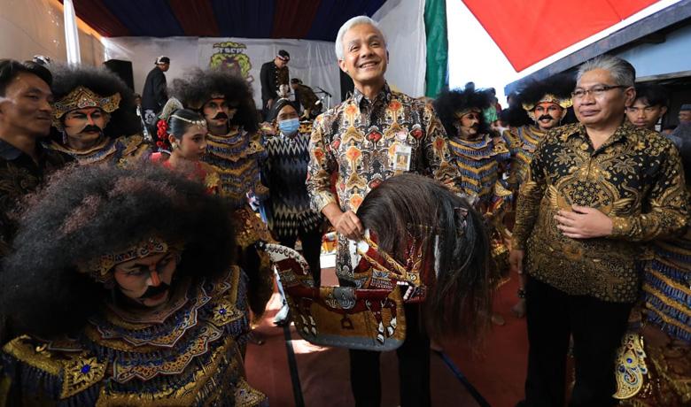 Kesenian di Desa Pagergunung Temanggung Kembali Bergeliat, Ganjar Semringah