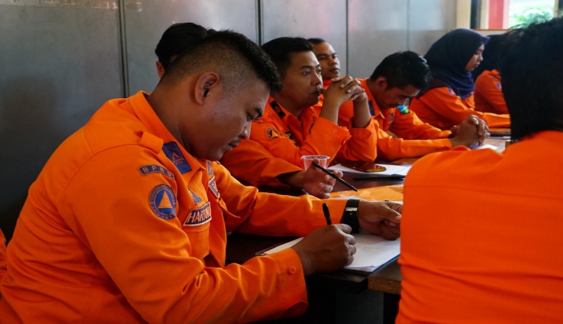 Garut Sering Diterjang Longsor, BPBD dan TNI Tingkatkan Kemampuan Penanggulangan