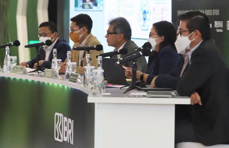 Terbitkan Green Bond, BRI Ajak Masyarakat Berinvestasi Sekaligus Selamatkan Bumi