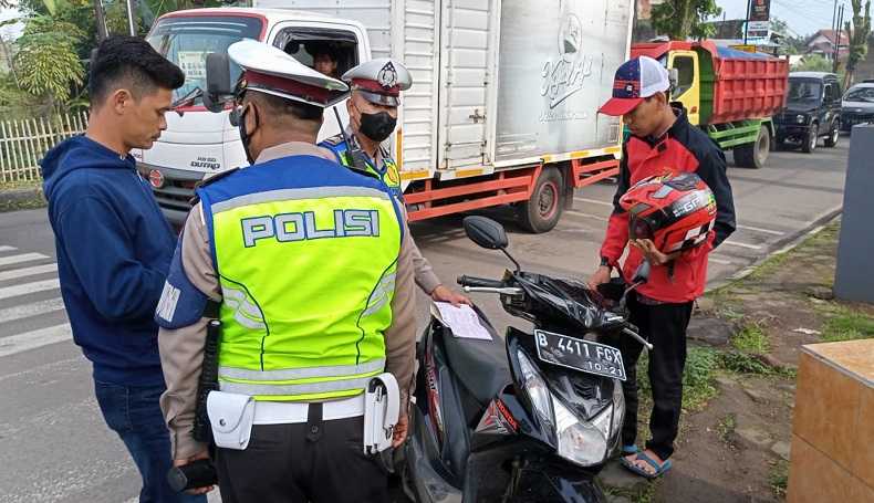 Pelanggaran Lalu Lintas di Garut Naik 400 Persen, Dominan Tak Pakai Helm
