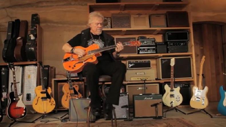 Haru, Rocker Ini Bertemu Kembali dengan Gitar Kesayangan yang Dicuri 46 Tahun Lalu