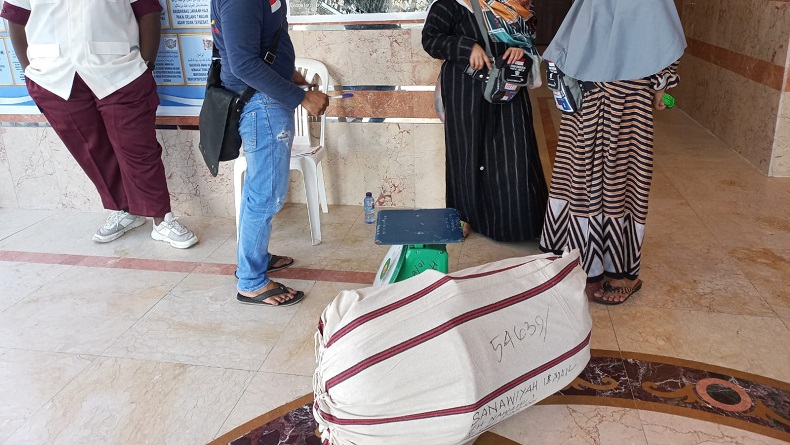 Jemaah Haji Mulai Kirim Oleh-Oleh Lewat Jasa Kargo, Pengiriman Bisa Sampai 2 Bulan