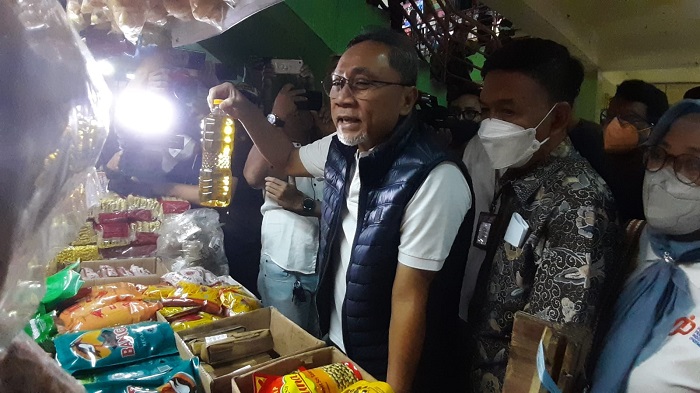 Minyak Goreng Curah Kemasan Sederhana Diluncurkan Besok  