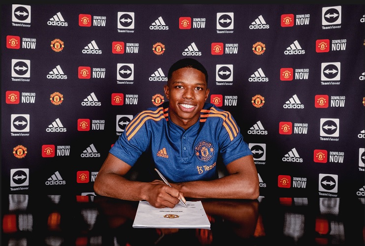 Tyrell Malacia Senang Bukan Main Gabung Man United: Kami Punya Manajer Luar Biasa!