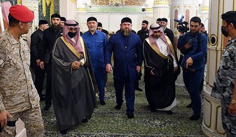 Pemimpin Chechnya Ramzan Kadyrov Naik Haji