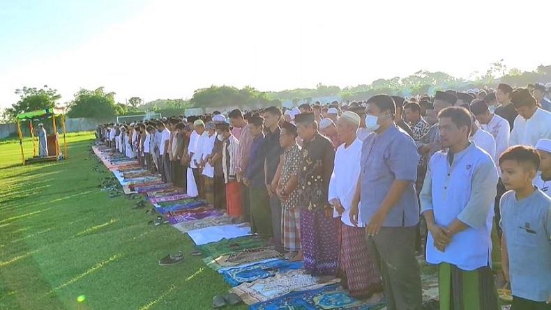 Ribuan Jemaah Ikuti Salat Idul Adha di Lapangan Jatidiri Pemalang