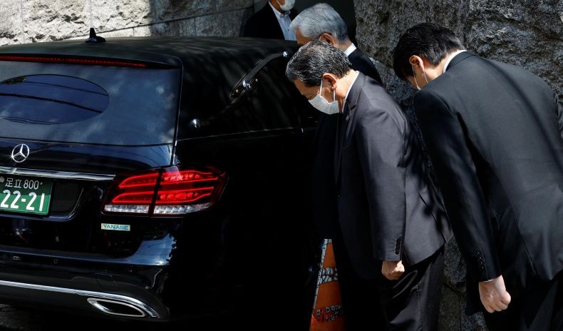 Jenazah Shinzo Abe Tiba di Kediaman Tokyo, Dikremasi pada Selasa