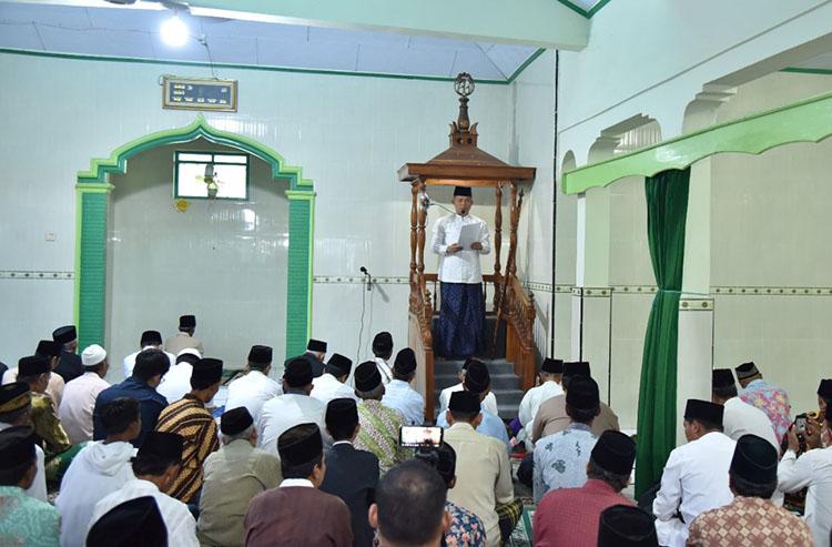 Jadi Khatib Shalat Idul Adha, Bupati Kebumen: Haji Sebagai Sikap Egalitarianisme
