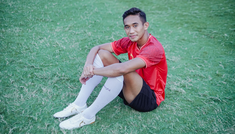 Resmi! Persija Boyong Rizky Ridho dari Persebaya