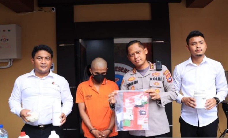 Pabrik Ekstasi Rumahan di Banjarmasin Digerebek Polisi, Kapasitas Produksi 100 Butir per Hari