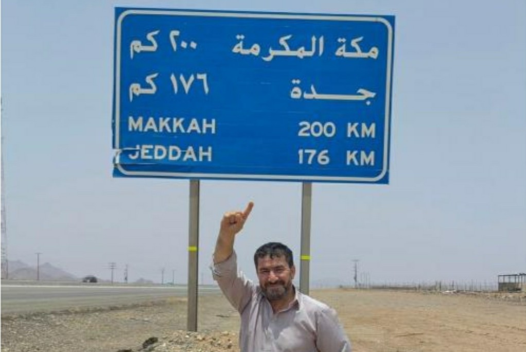 Inspiratif, Jemaah Haji Asal Inggris Ini Jalan Kaki 6.500 Km ke Tanah Suci