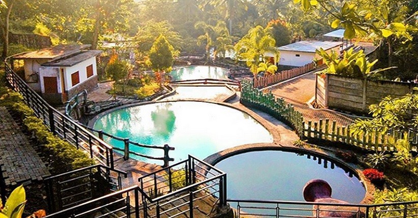 Wisata Pemandian Air Panas Way Belerang Lampung Selatan, Asyik Relaksasi di Lereng Gunung