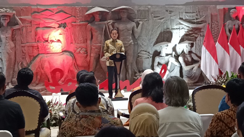 Jokowi Kenang Diajak Sang Kakek ke Sarinah Tahun 1970-an: Saya Naik Turun Eskalator Senang Sekali